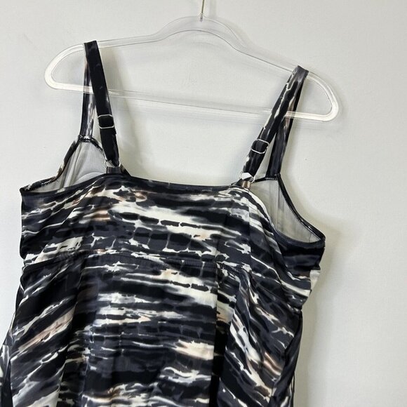 Swim Solutions Macys One Piece Swimsuit Womens Size 20W Tiered - Picture 4 of 7